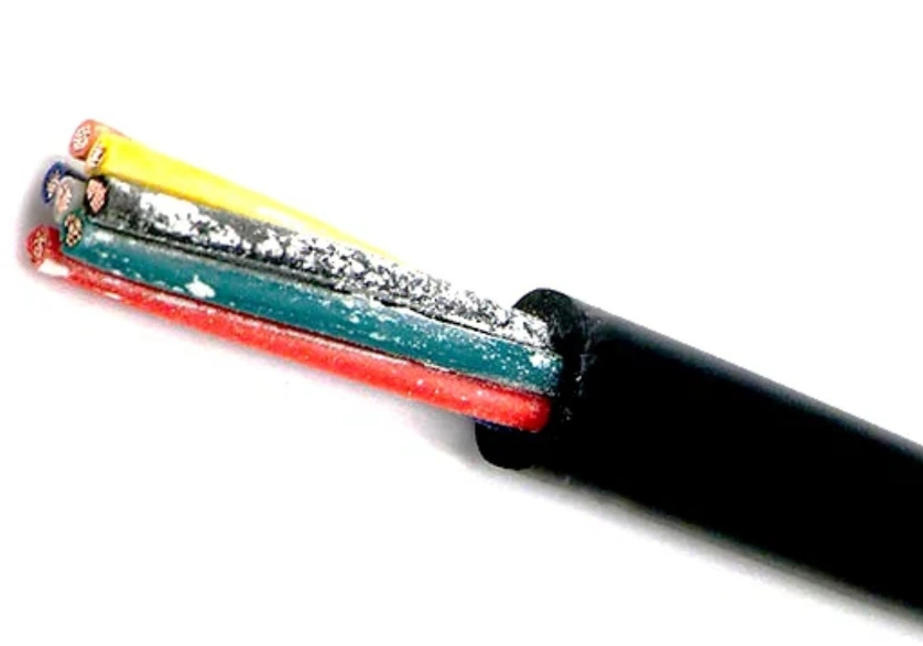 پودر سفید داخل کابل برق